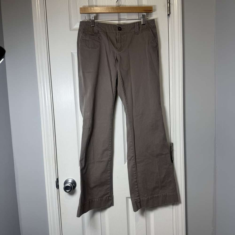 Old Navy Low Rise Flare Khaki Gray Pants Women's Size 4 Regular Y2K‎